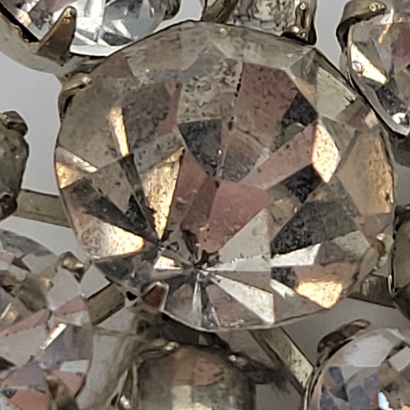 Vintage Rhinestone Starburst Brooch - Picture 7 of 11